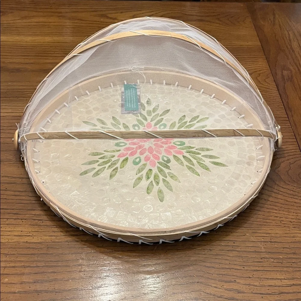 Decorative Food‎ Dome with Floral Design and Mesh Cover, NWT